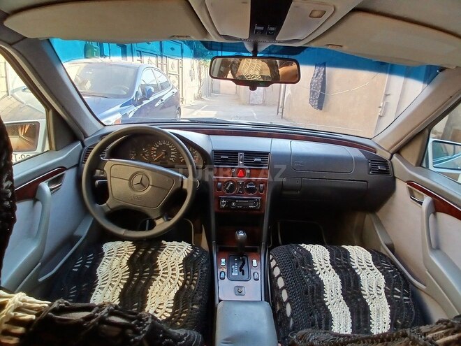 Mercedes C 220 1995, 301,000 km - 2.2 l - Xırdalan