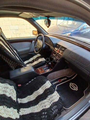 Mercedes C 220 1995, 301,000 km - 2.2 l - Xırdalan