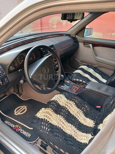 Mercedes C 220 1995, 301,000 km - 2.2 l - Xırdalan