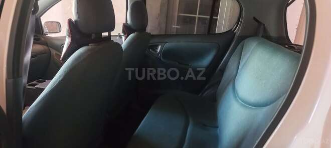 Toyota Vitz 2000, 270,000 km - 1.0 l - Sumqayıt