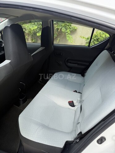 Toyota Aqua 2018, 175,000 km - 1.5 l - Bakı