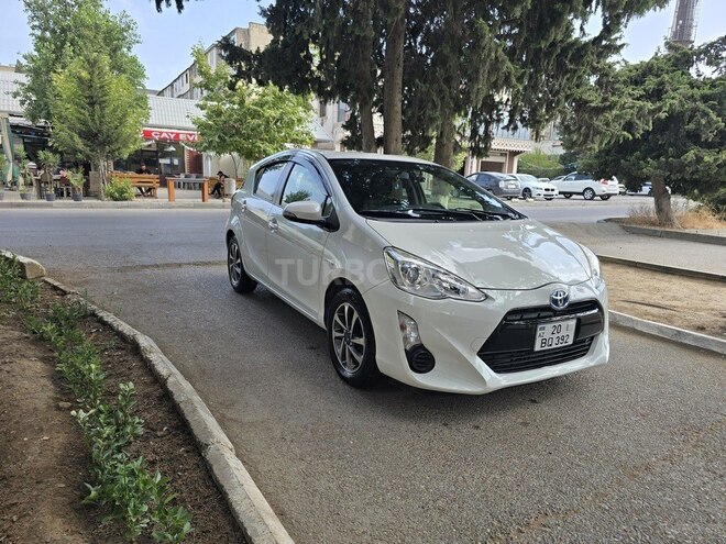 Toyota Aqua 2015, 178,036 km - 1.5 l - Bakı
