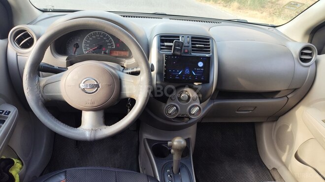 Nissan Sunny 2012, 281,032 km - 1.5 l - Bakı