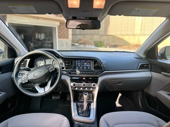 Hyundai Elantra 2019, 280,000 km - 2.0 l - Bakı