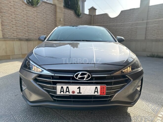 Hyundai Elantra 2019, 280,000 km - 2.0 l - Bakı