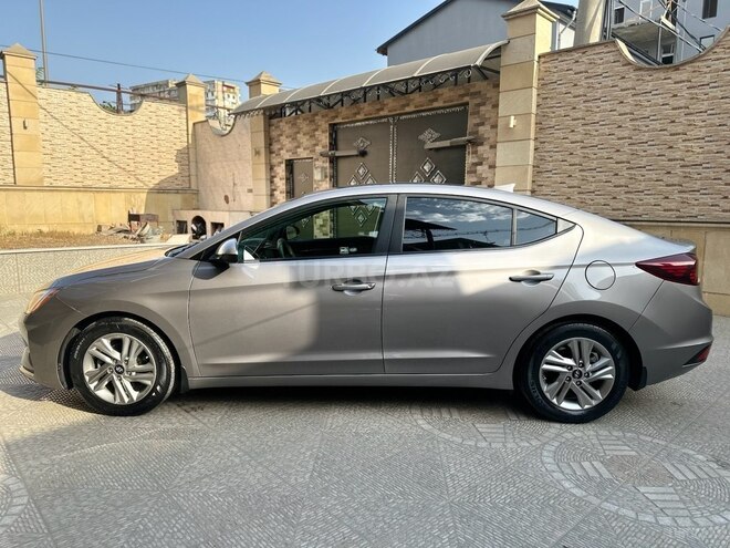 Hyundai Elantra 2019, 280,000 km - 2.0 l - Bakı