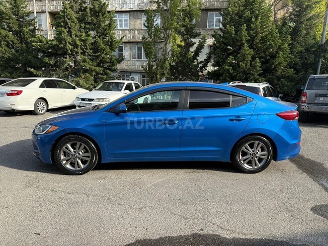 Hyundai Elantra 2018, 135,000 km - 2.0 л - Bakı