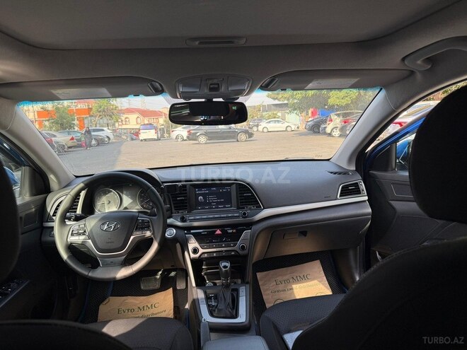 Hyundai Elantra 2018, 135,000 km - 2.0 л - Bakı