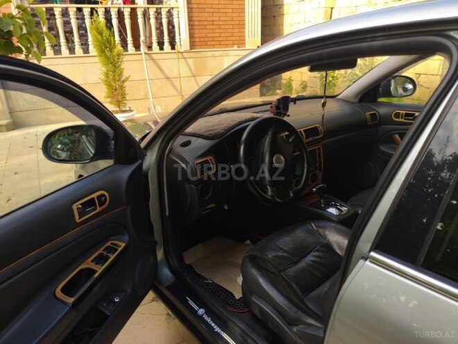 Volkswagen Passat 2004, 270,000 km - 1.8 l - Bakı