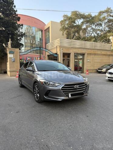Hyundai Elantra 2017, 35,000 km - 2.0 l - Bakı