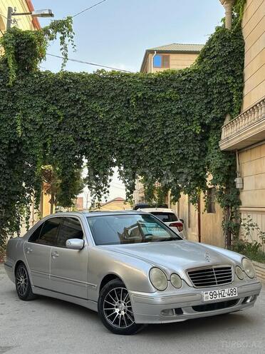 Mercedes E 280 2001, 345,000 km - 2.8 l - Bakı
