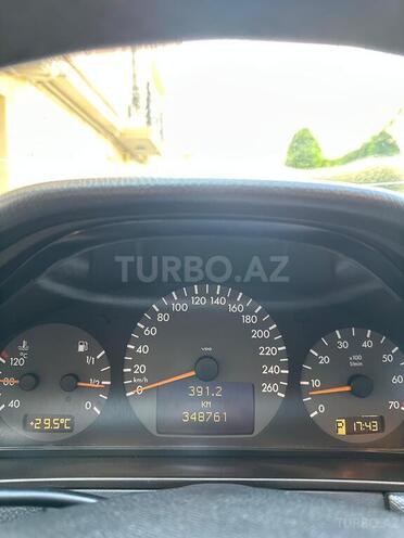 Mercedes E 280 2001, 345,000 km - 2.8 l - Bakı