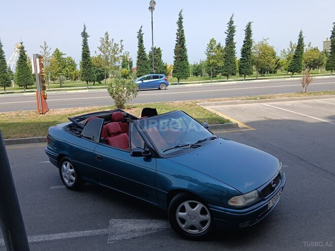 Opel Astra 1996, 314,000 km - 1.6 л - Sumqayıt
