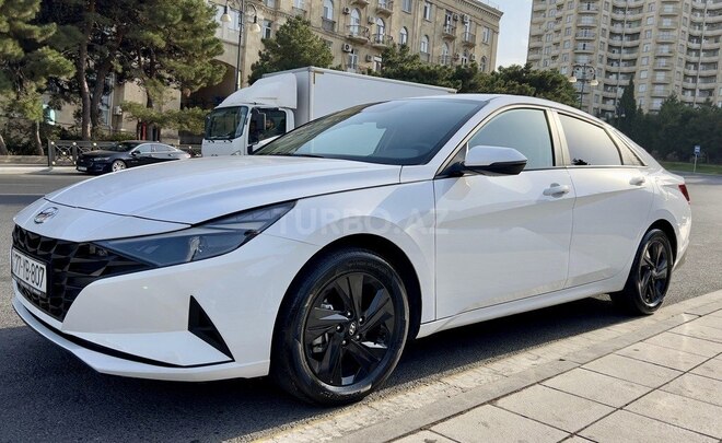 Hyundai Elantra 2023, 52,800 km - 1.6 l - Bakı
