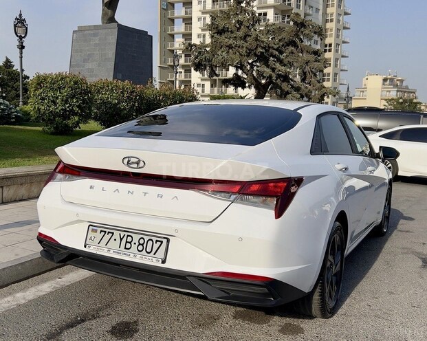 Hyundai Elantra 2023, 52,800 km - 1.6 l - Bakı