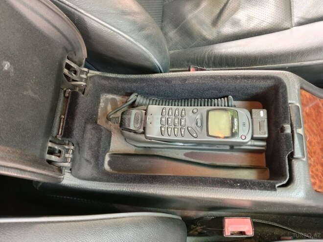 Mercedes E 280 1999, 685,360 km - 2.8 l - Bakı