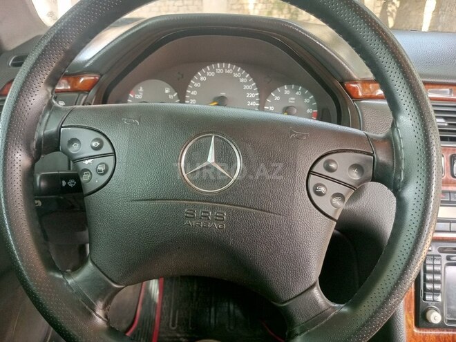 Mercedes E 280 1999, 685,360 km - 2.8 l - Bakı