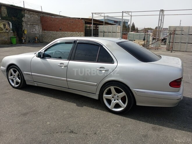 Mercedes E 280 1999, 685,360 km - 2.8 l - Bakı