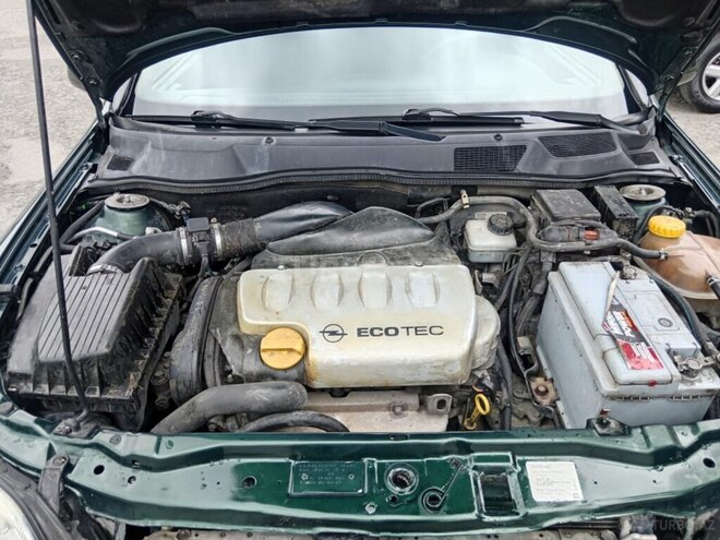 Opel Astra 1998, 320,458 km - 1.8 l - Şəki