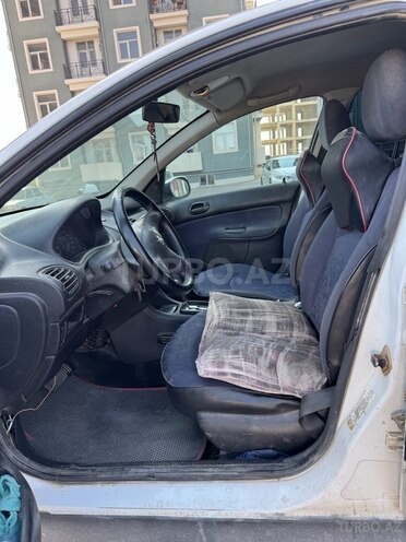 Peugeot 206 2002, 480,000 km - 1.4 l - Bakı