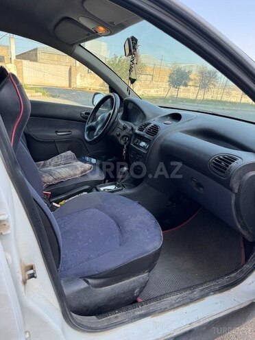 Peugeot 206 2002, 480,000 km - 1.4 l - Bakı