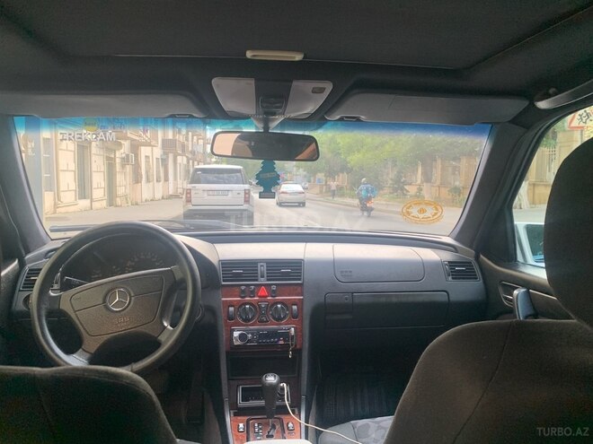 Mercedes C 220 d 1999, 436,000 km - 2.2 l - Bakı