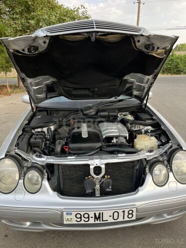 Mercedes E 270 2000, 200,000 km - 2.7 l - Ağcabədi