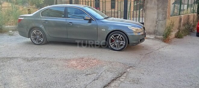 BMW 525 2005, 285,000 km - 2.5 l - Bakı