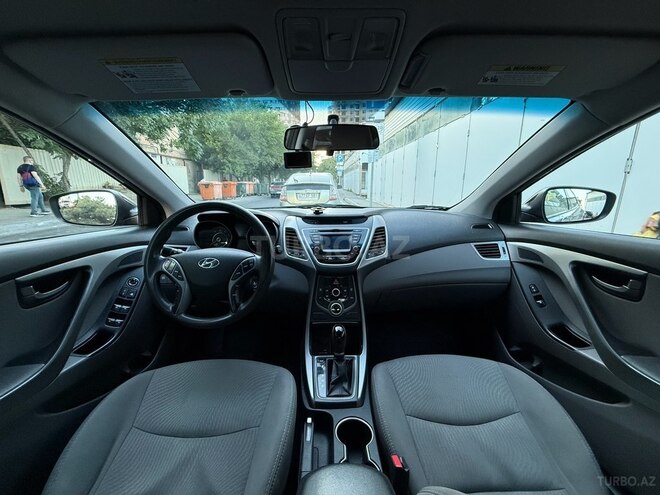Hyundai Elantra 2015, 276,807 km - 1.8 l - Bakı
