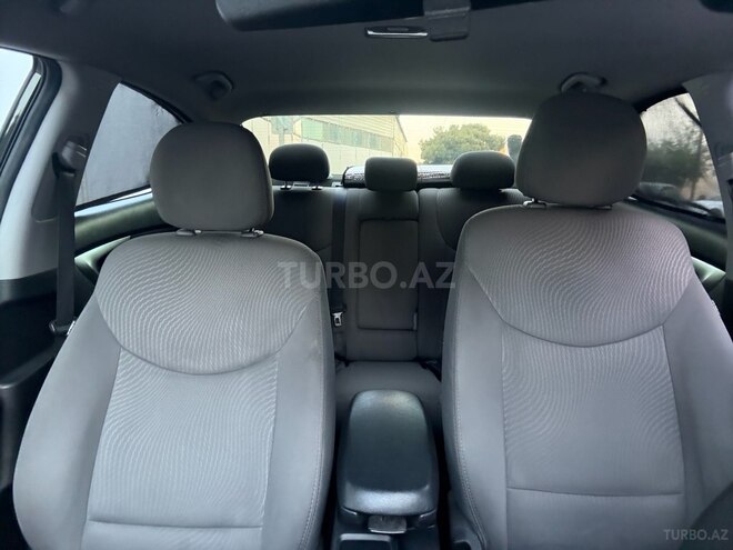 Hyundai Elantra 2015, 276,807 km - 1.8 l - Bakı