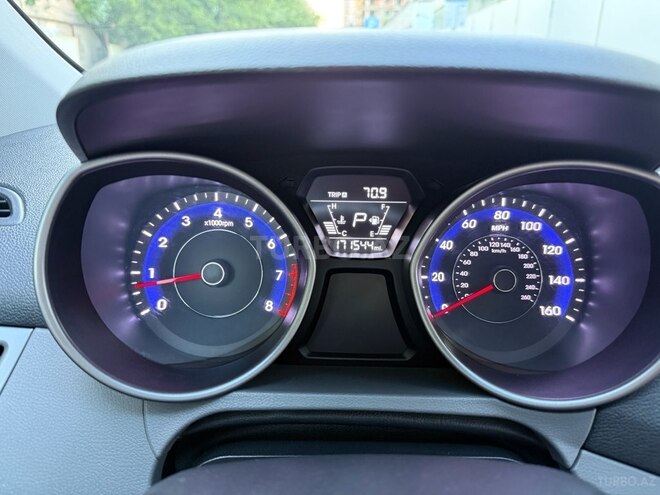 Hyundai Elantra 2015, 276,807 km - 1.8 l - Bakı
