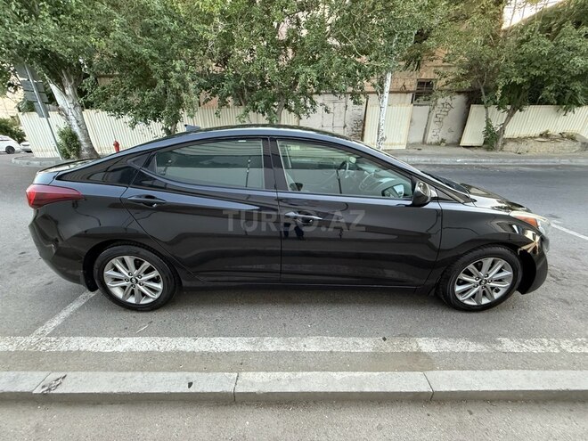 Hyundai Elantra 2015, 276,807 km - 1.8 l - Bakı