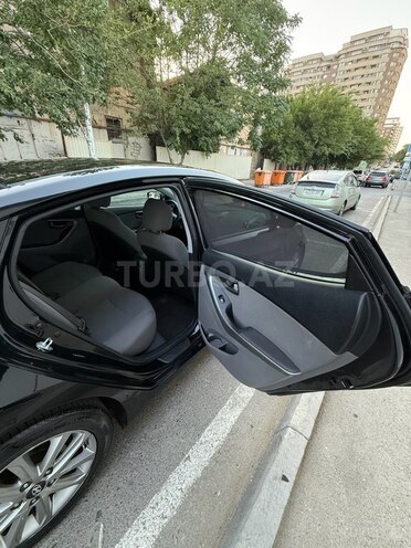 Hyundai Elantra 2015, 276,807 km - 1.8 l - Bakı