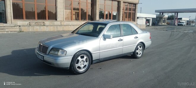 Mercedes C 280 1994, 320,000 km - 2.8 l - Qəbələ