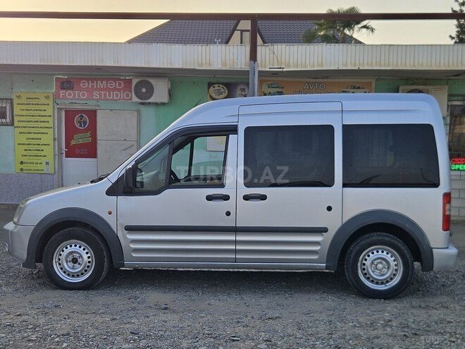 Ford Tourneo Connect 2008, 389,394 km - 1.8 l - Salyan