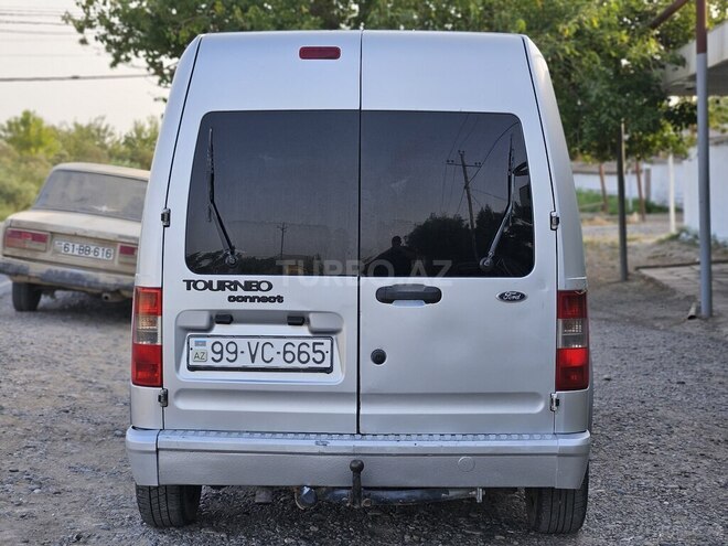 Ford Tourneo Connect 2008, 389,394 km - 1.8 l - Salyan