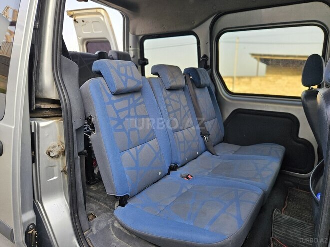Ford Tourneo Connect 2008, 389,394 km - 1.8 l - Salyan