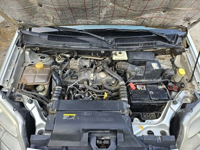 Ford Tourneo Connect 2008, 389,394 km - 1.8 l - Salyan