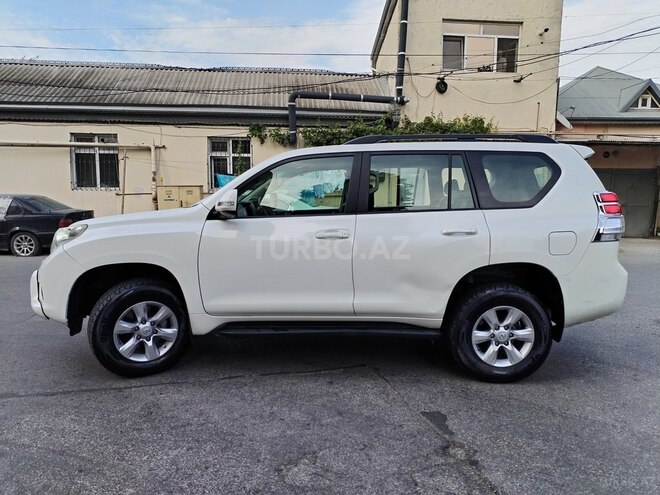 Toyota Land Cruiser Prado 2010, 224,505 km - 2.7 л - Bakı