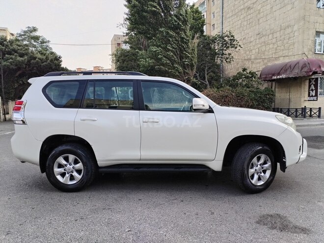 Toyota Land Cruiser Prado 2010, 224,505 km - 2.7 л - Bakı