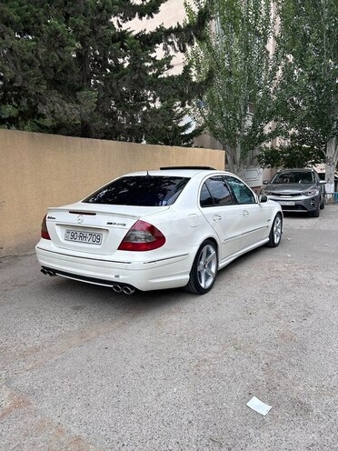 Mercedes E 240 2004, 350,000 km - 2.6 l - Sumqayıt