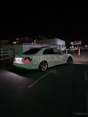 Mercedes E 240 2004, 350,000 km - 2.6 l - Sumqayıt
