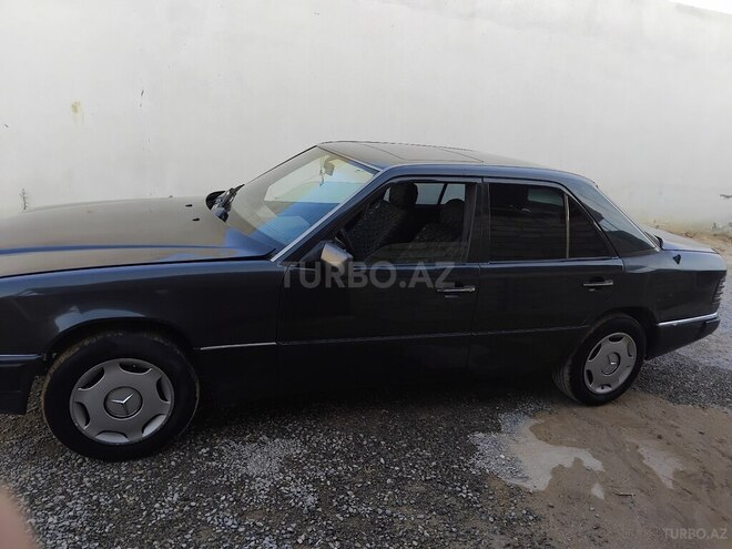 Mercedes E 300 d 1990, 782,000 km - 3.0 л - Bakı