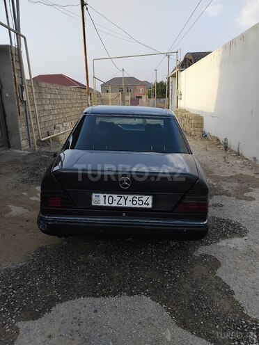 Mercedes E 300 d 1990, 782,000 km - 3.0 л - Bakı