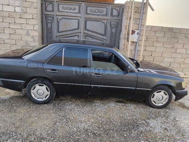 Mercedes E 300 d 1990, 782,000 km - 3.0 л - Bakı