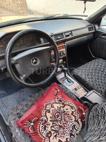 Mercedes E 300 d 1990, 782,000 km - 3.0 л - Bakı