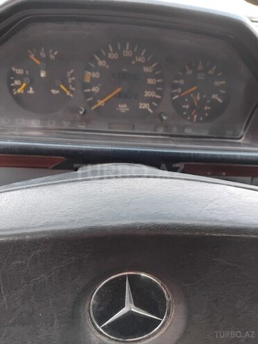 Mercedes E 300 d 1990, 782,000 km - 3.0 л - Bakı