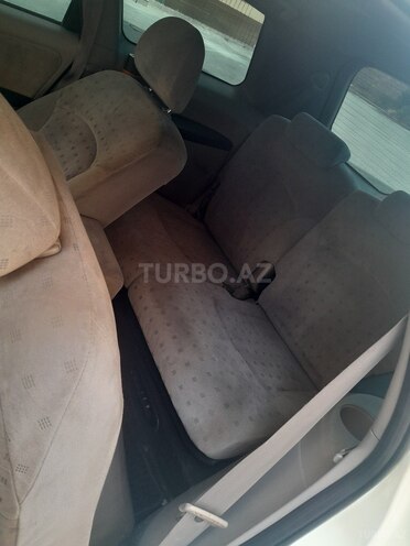 Mitsubishi Grandis 2005, 325,413 km - 2.4 l - Sumqayıt