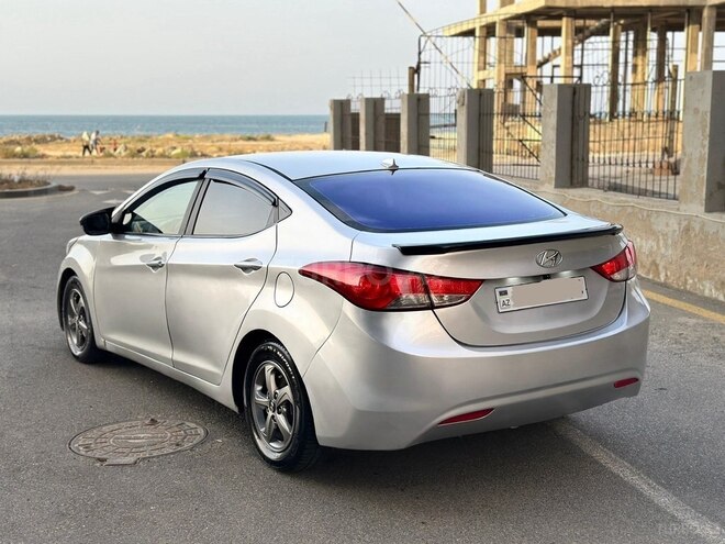 Hyundai Elantra 2012, 278,000 km - 1.8 l - Bakı