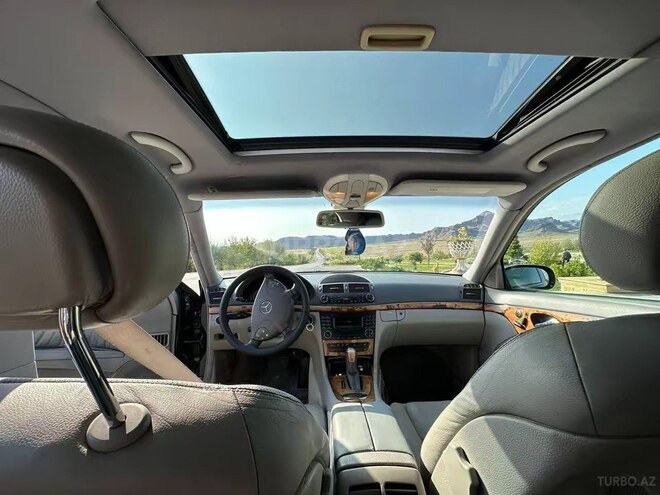 Mercedes E 320 2002, 325,000 km - 3.2 l - Naxçıvan